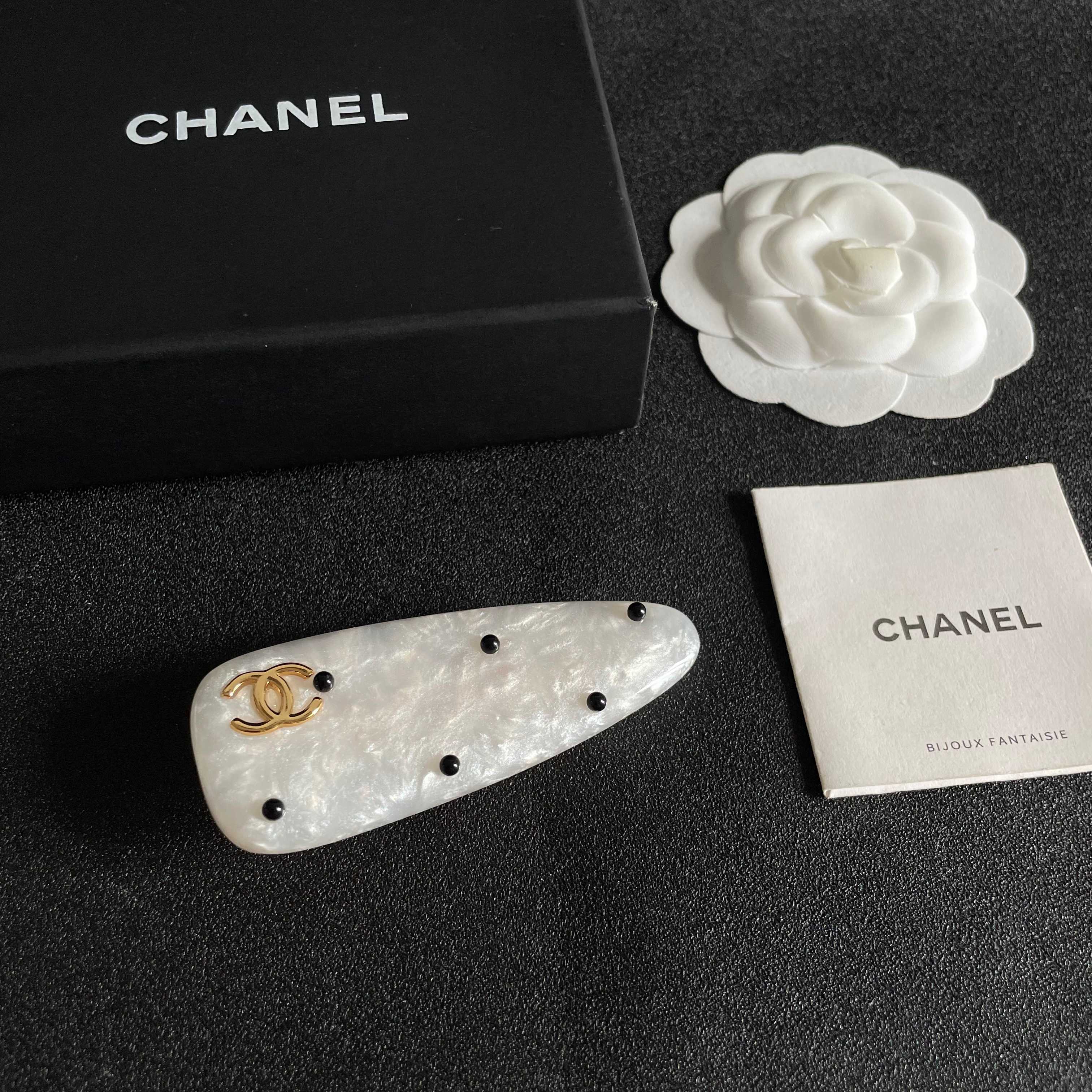 Chanel White Pearl Hair Clip with Gold CC Logo